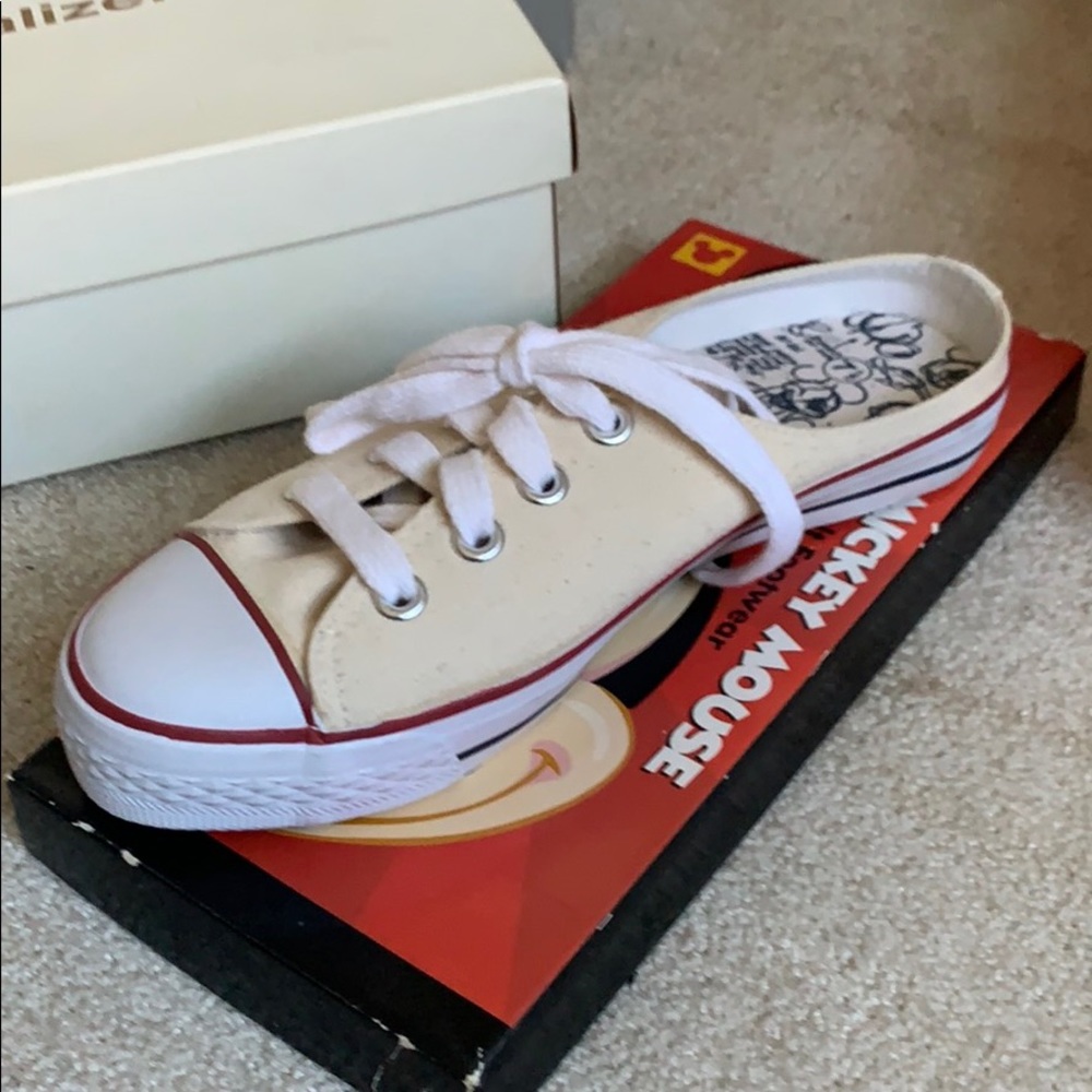 Vintage Mickey Mouse slip on